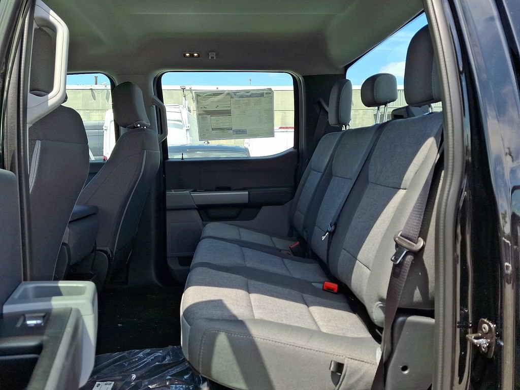 New 2026 Ford F250 XL w/ STX Appearance Package AWD/4WD image 6