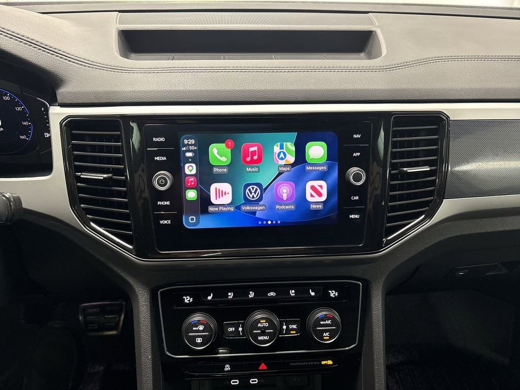 Used 2022 Volkswagen Atlas Cross Sport SEL R-Line image 42