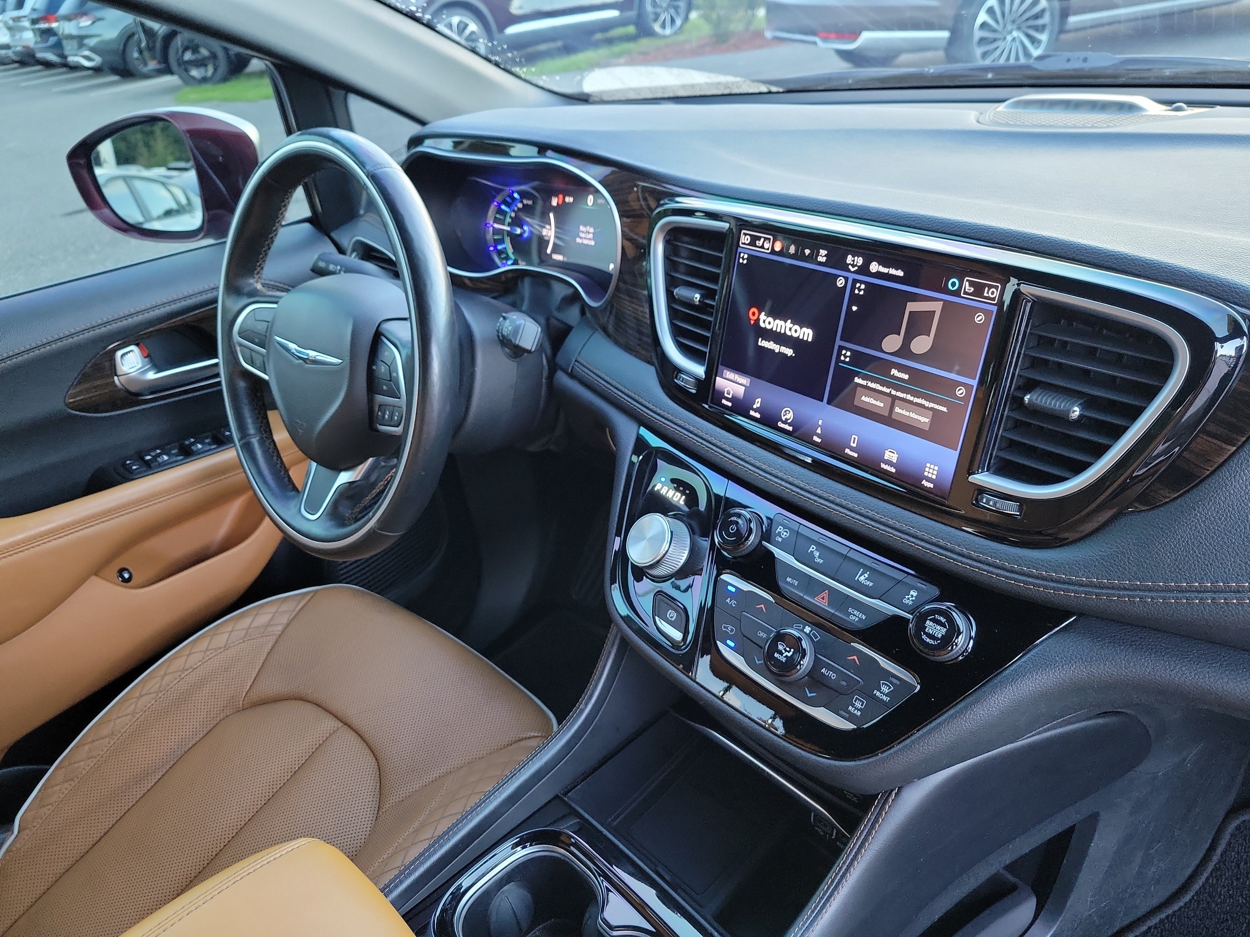 Used 2021 Chrysler Pacifica Pinnacle FWD image 8