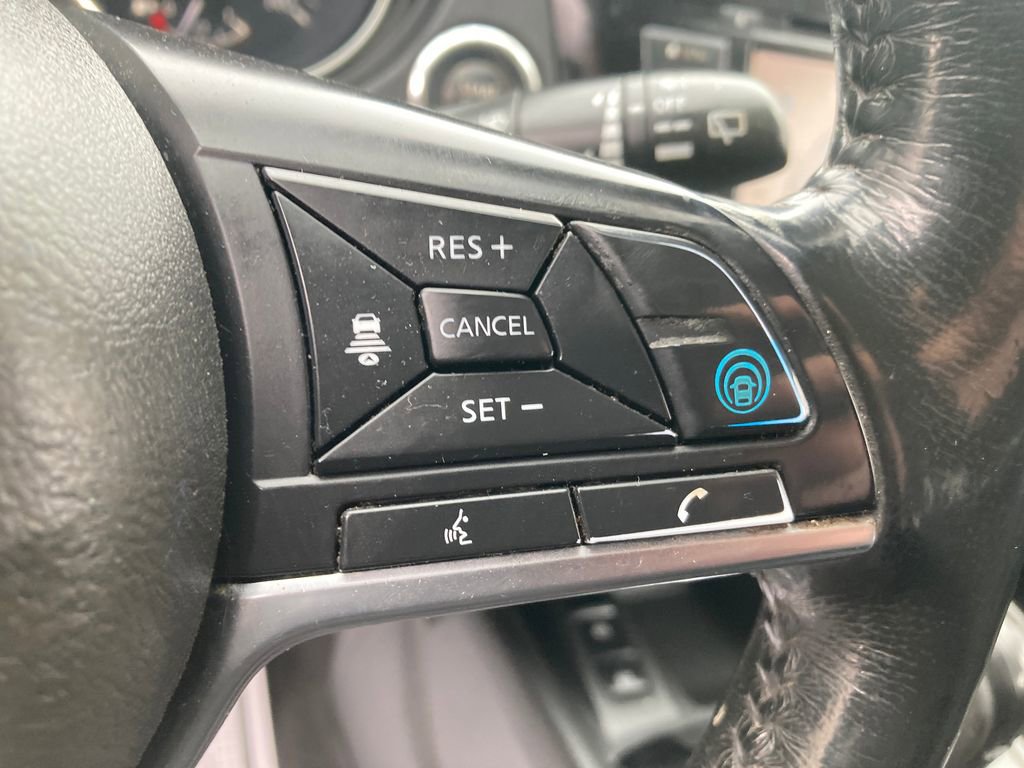 Used 2019 Nissan Rogue SV w/ Premium Package image 44