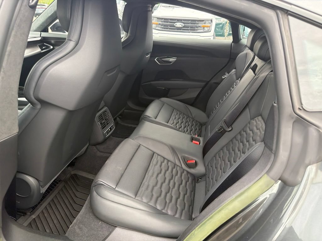 Used 2023 Audi RS e-tron GT w/ Carbon Performance Package AWD/4WD image 13