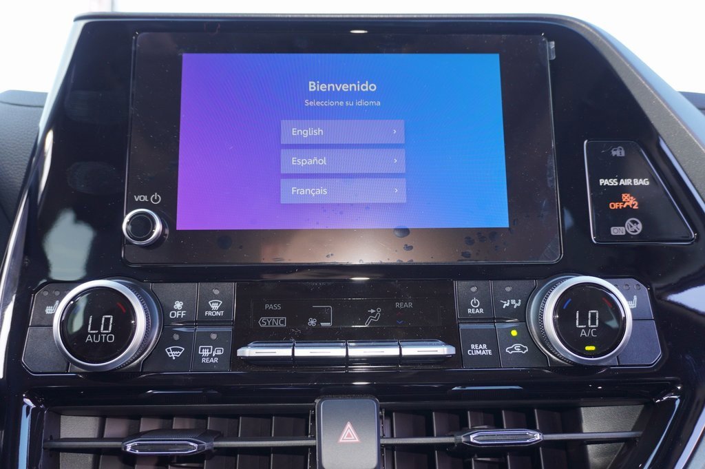 New 2026 Toyota Highlander XLE image 16