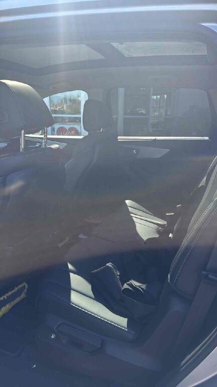 Used 2023 Acura MDX SH-AWD w/ Technology Package image 7