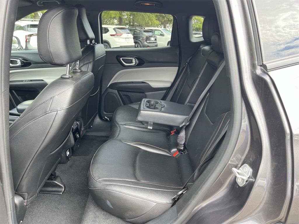 Used 2024 Jeep Compass Limited image 22