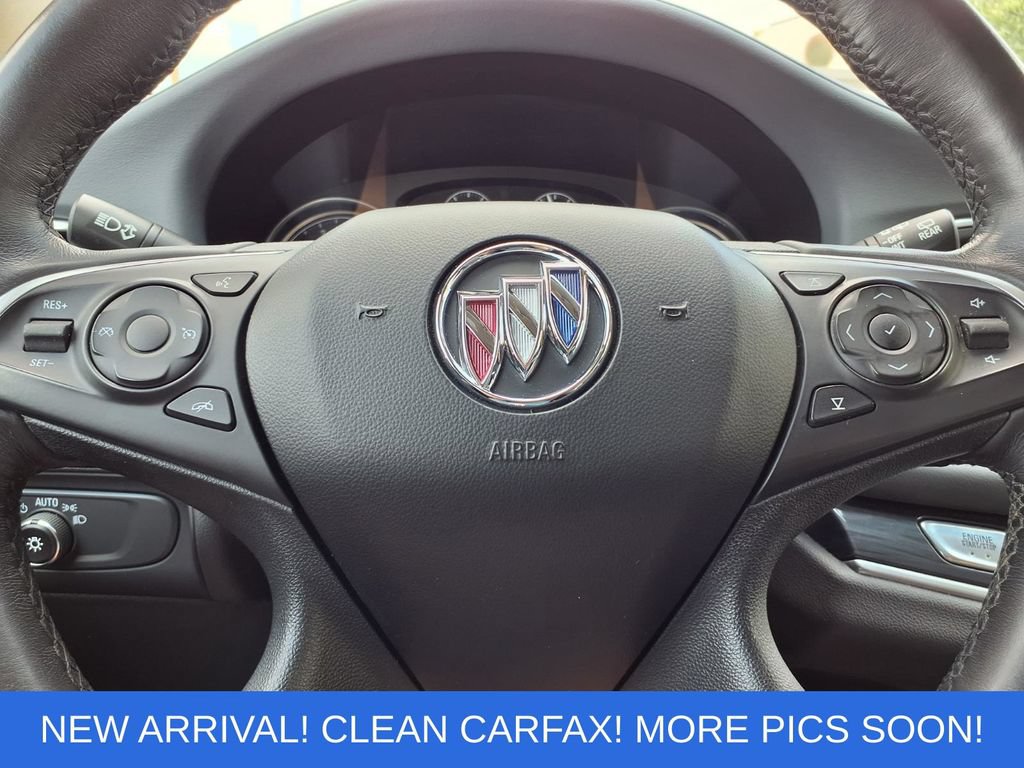 Used 2020 Buick Enclave Essence w/ Sport Touring Edition FWD image 17