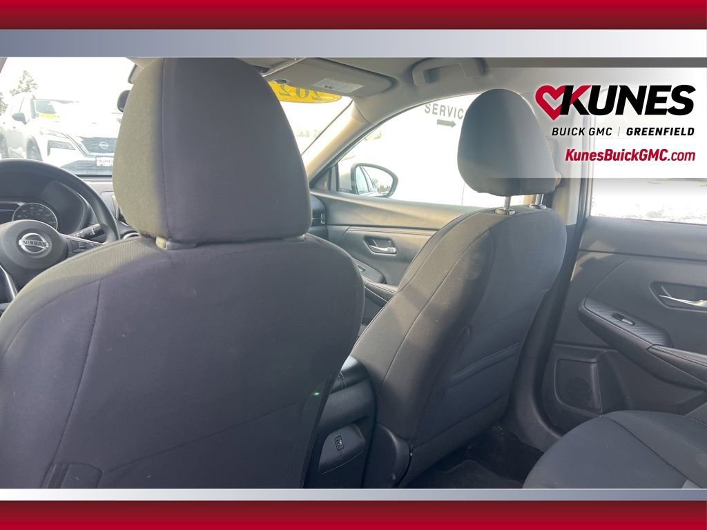 Used 2023 Nissan Sentra SV image 34