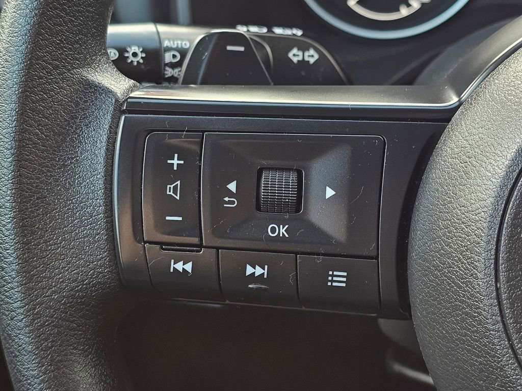 Certified 2024 Nissan Rogue S image 19