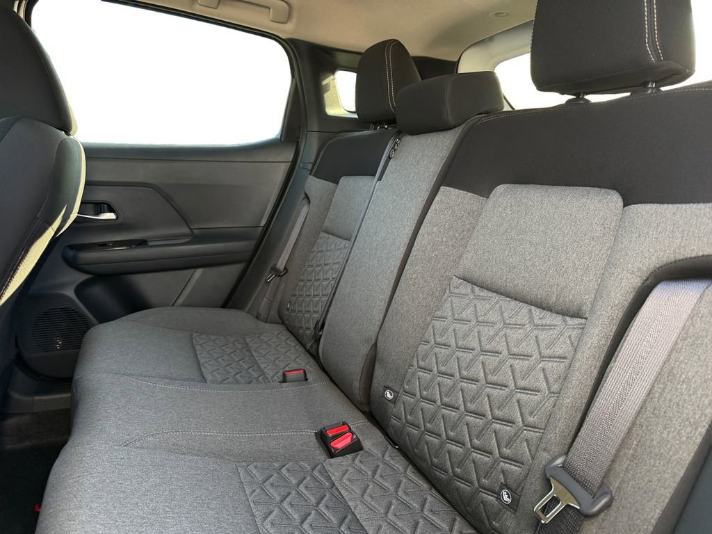 New 2026 Nissan Kicks SV w/ SV Premium Package AWD/4WD image 14