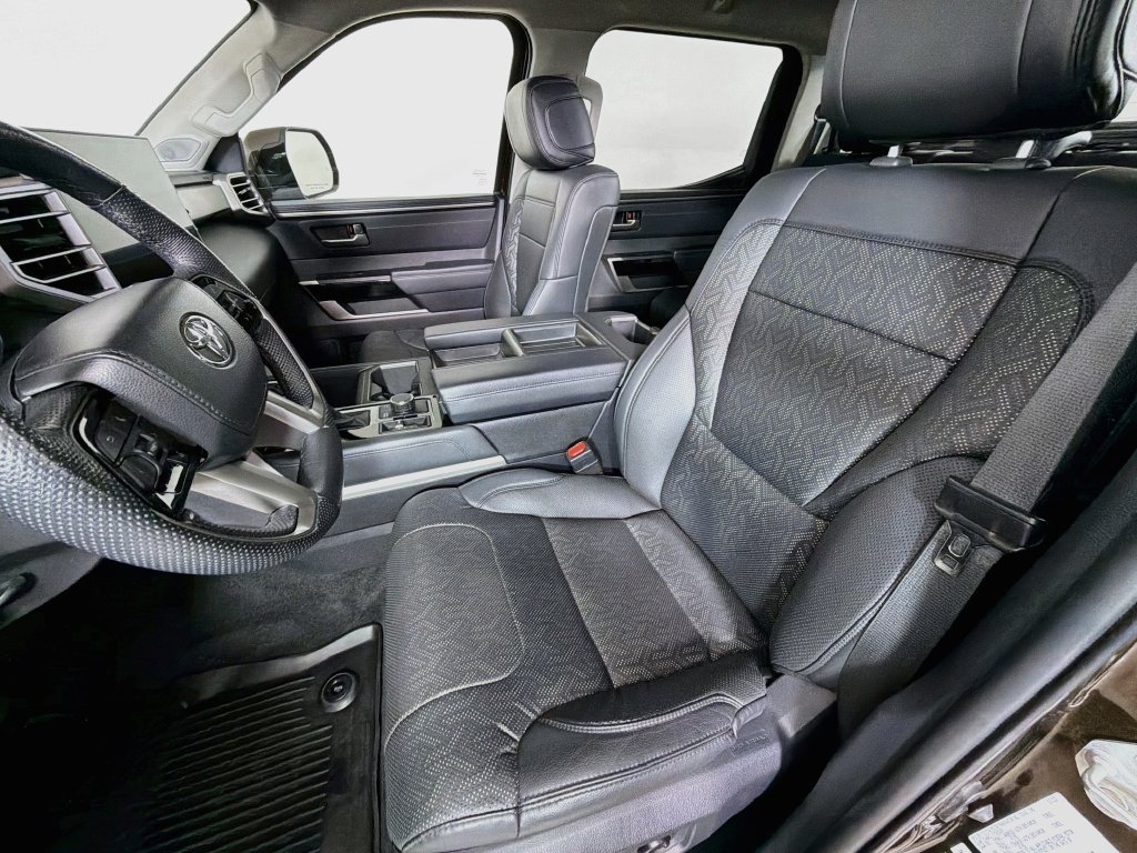 Used 2024 Toyota Tundra Limited AWD/4WD image 12