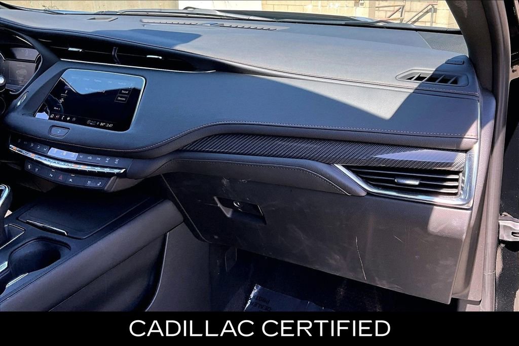 Certified 2023 Cadillac XT4 Sport FWD image 17