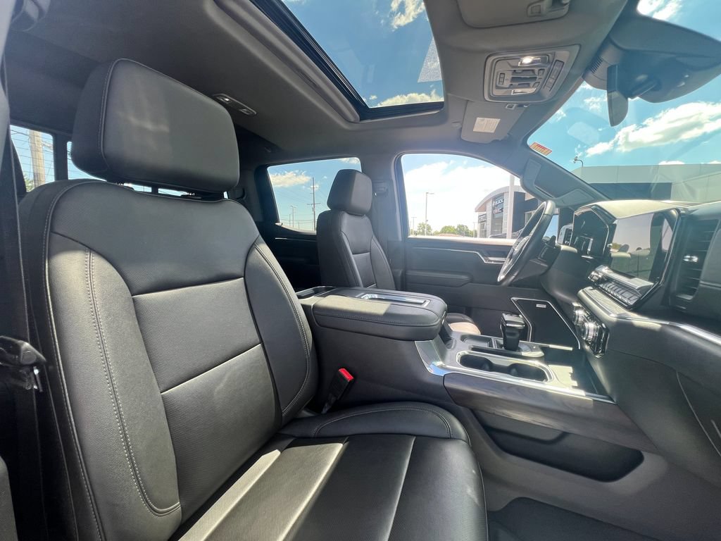 Used 2022 GMC Sierra 1500 SLT w/ SLT Premium Plus Package AWD/4WD image 50