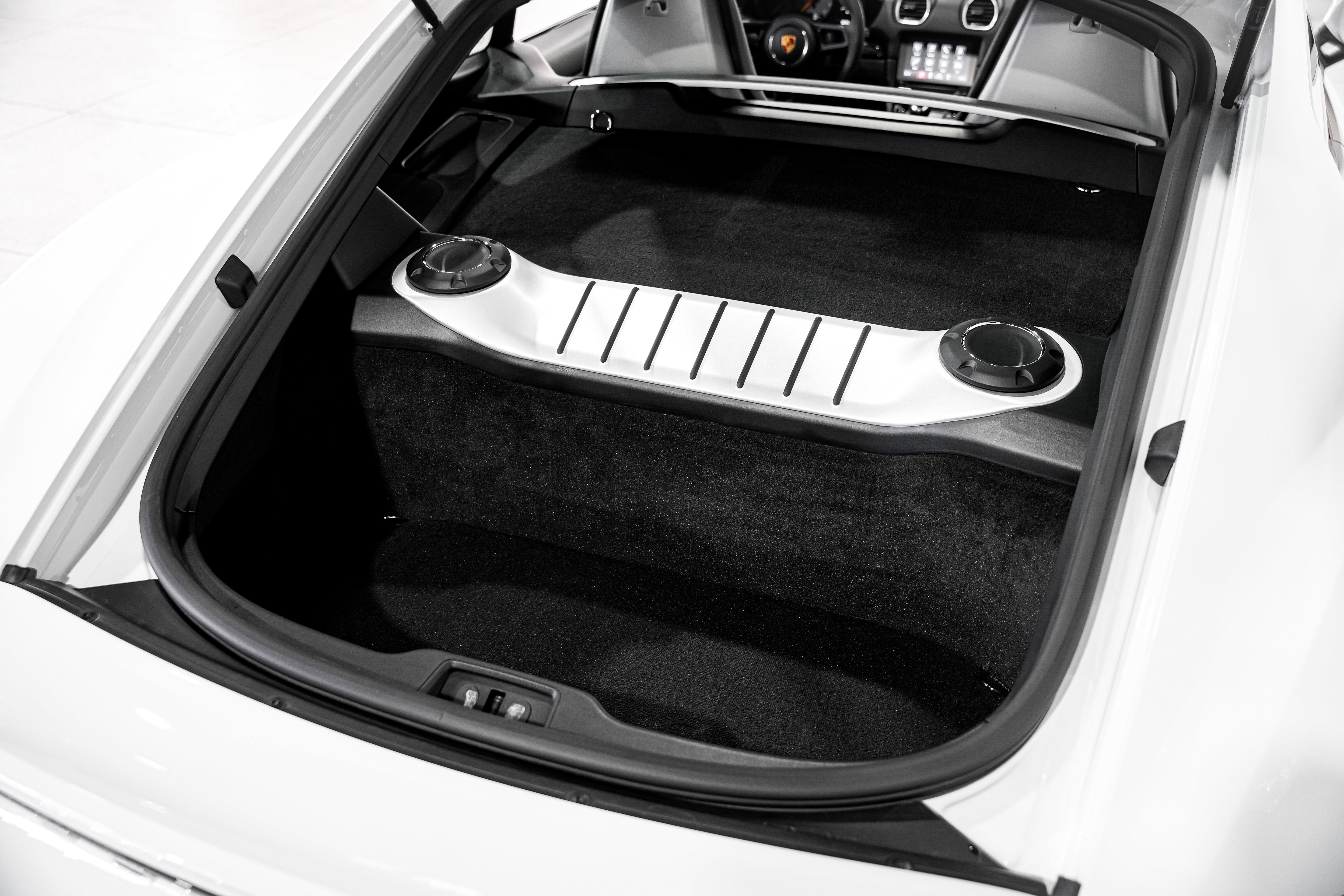 Used 2020 Porsche 718 Cayman GT4 image 40