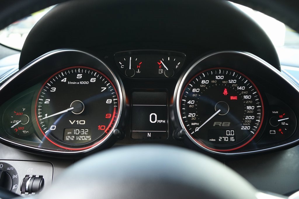 Used 2011 Audi R8 V10 image 16