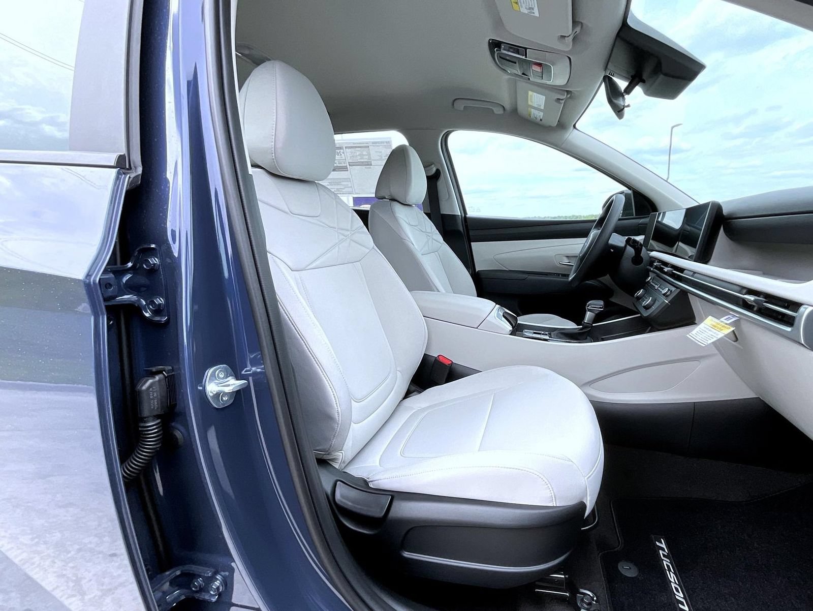 New 2026 Hyundai Tucson SE AWD/4WD image 16