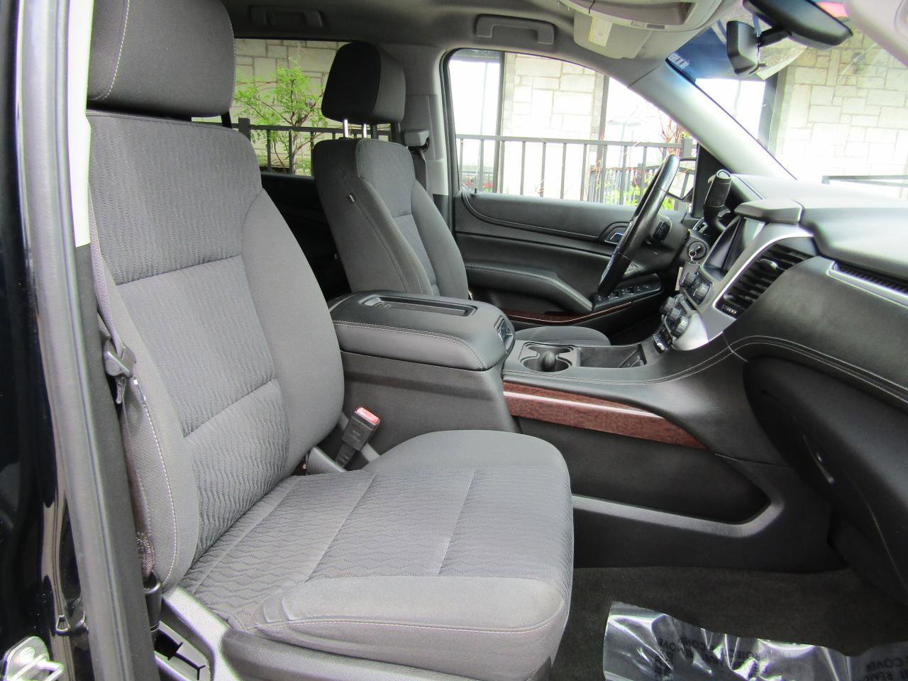 Used 2017 GMC Yukon SLE AWD/4WD image 12