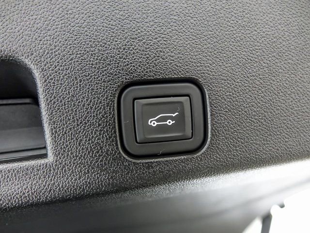 Certified 2024 Chevrolet Traverse RS image 35