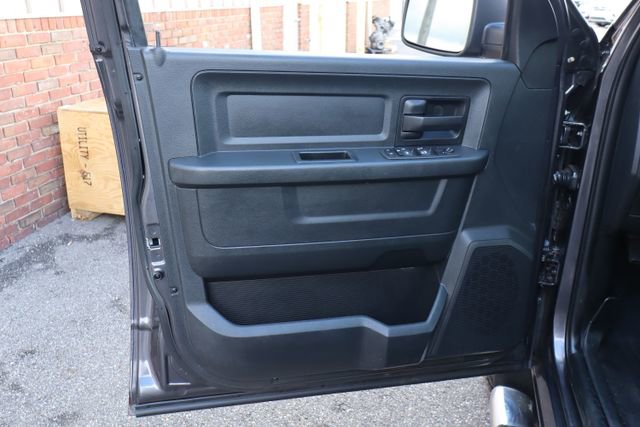 Used 2017 RAM 1500 ST w/ SXT Appearance Group AWD/4WD image 7