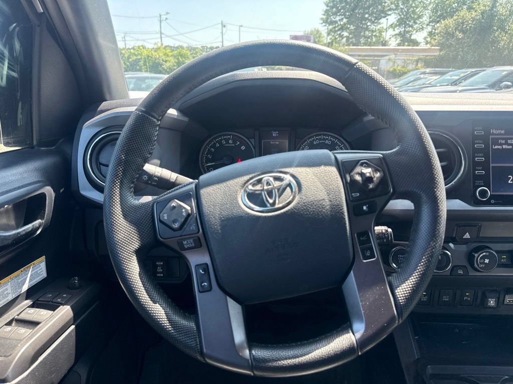 Used 2020 Toyota Tacoma TRD Off-Road w/ Technology Package AWD/4WD image 25