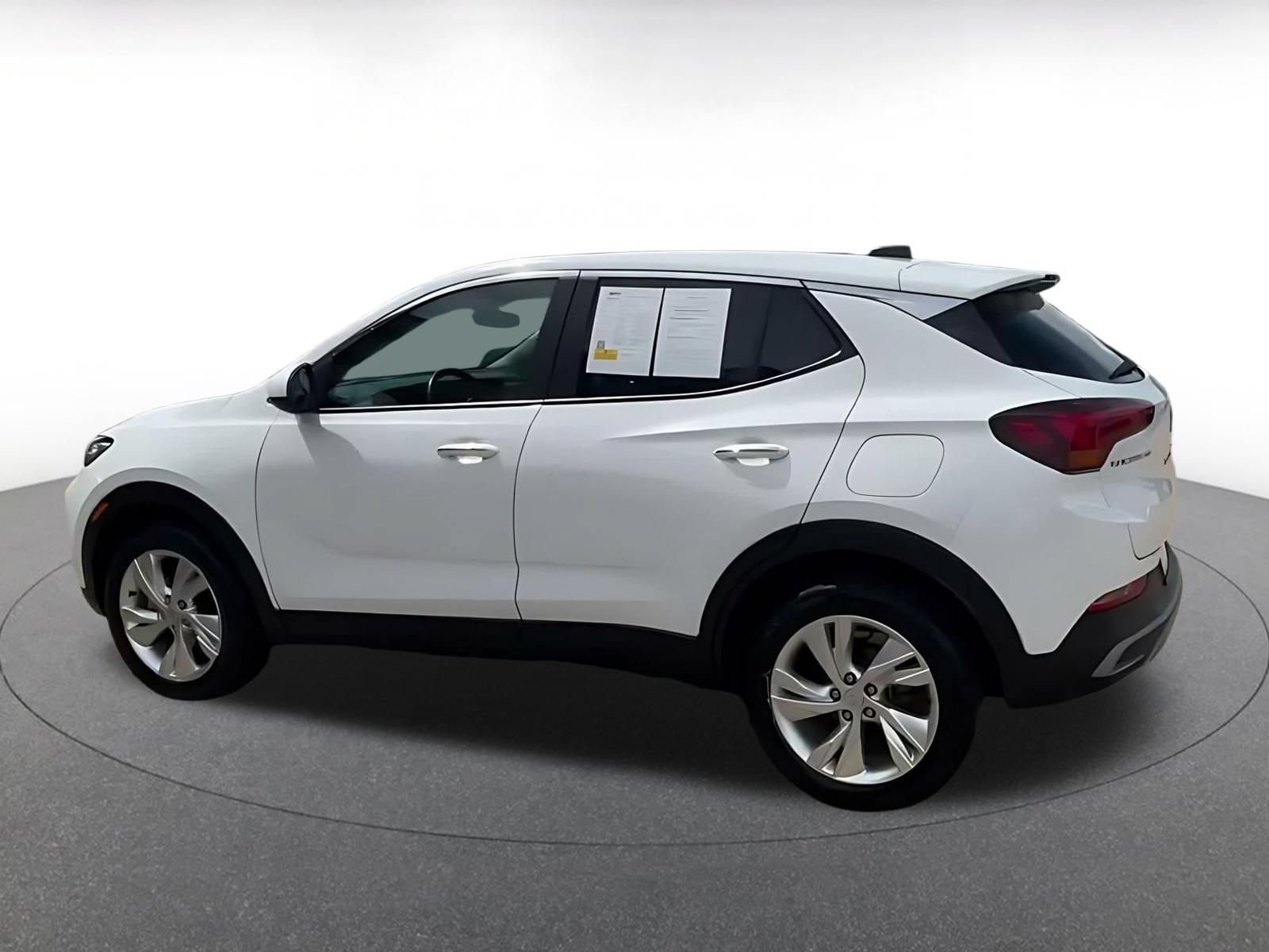 Used 2025 Buick Encore GX Preferred FWD image 9