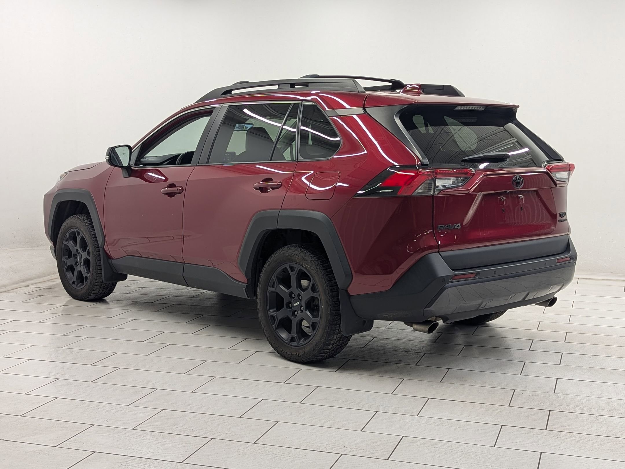 Used 2020 Toyota RAV4 TRD Off-Road image 2