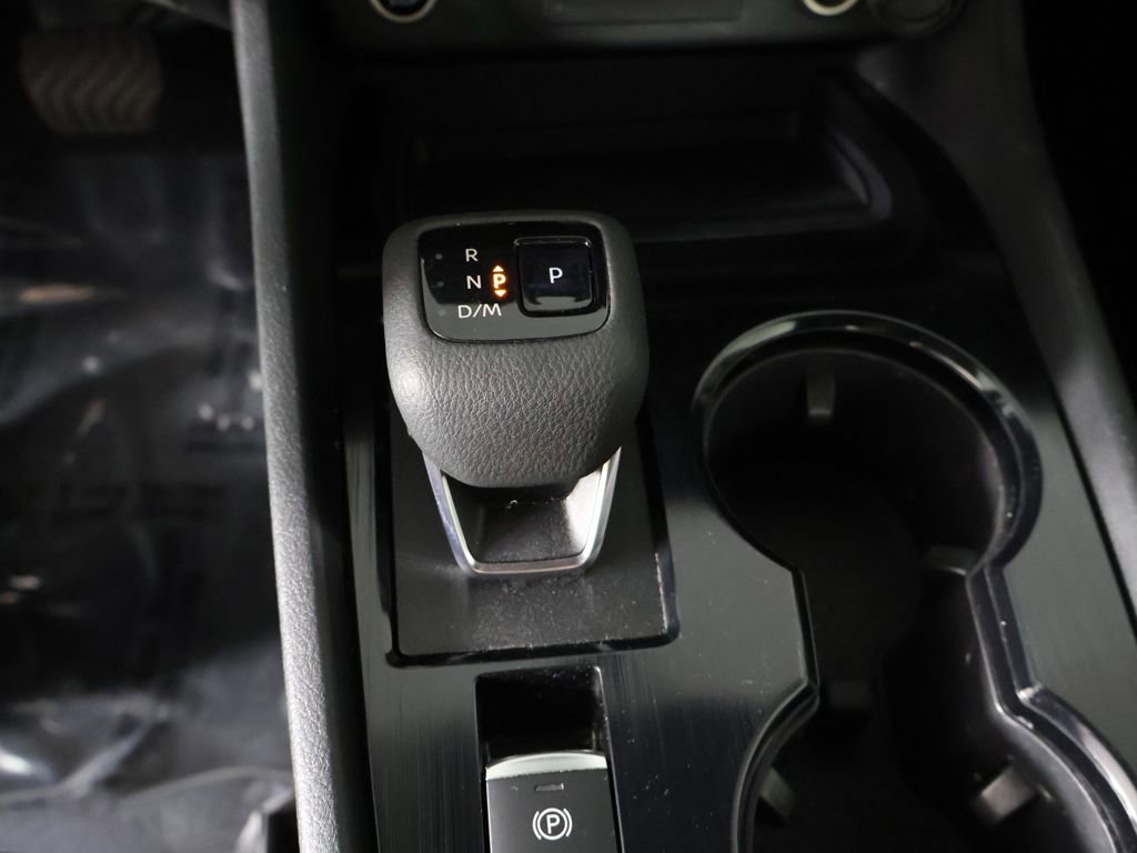 Used 2023 Nissan Rogue S AWD/4WD image 41