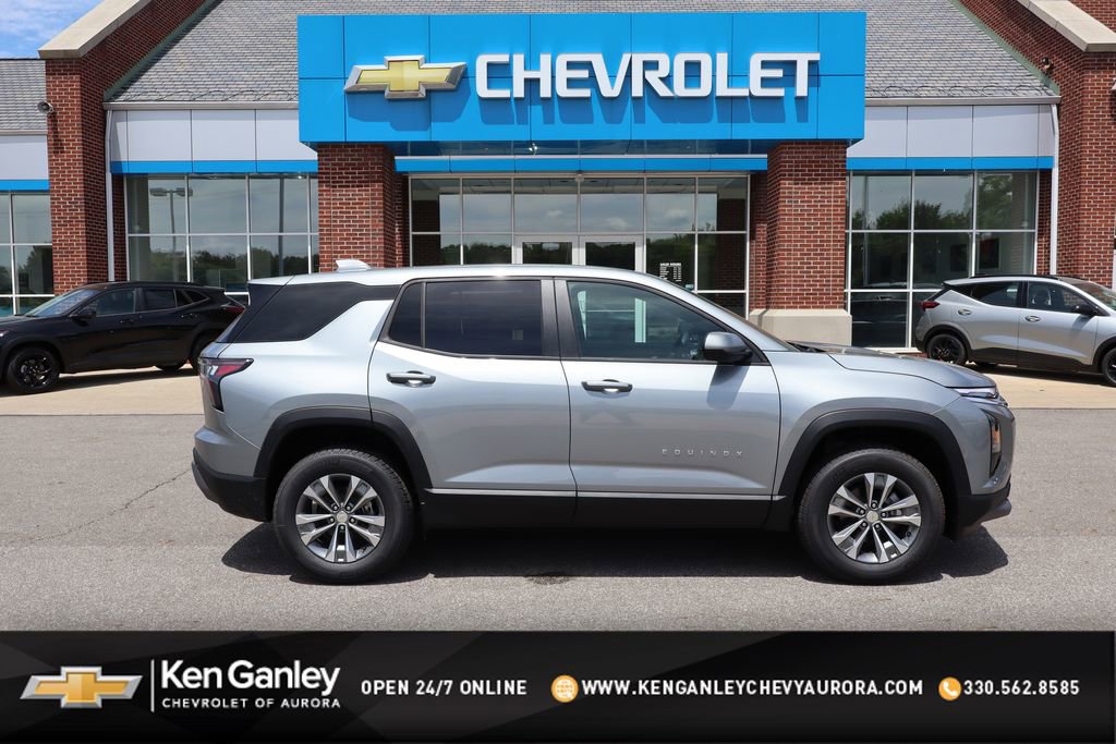 New 2026 Chevrolet Equinox LT w/ Convenience Package II AWD/4WD image 1
