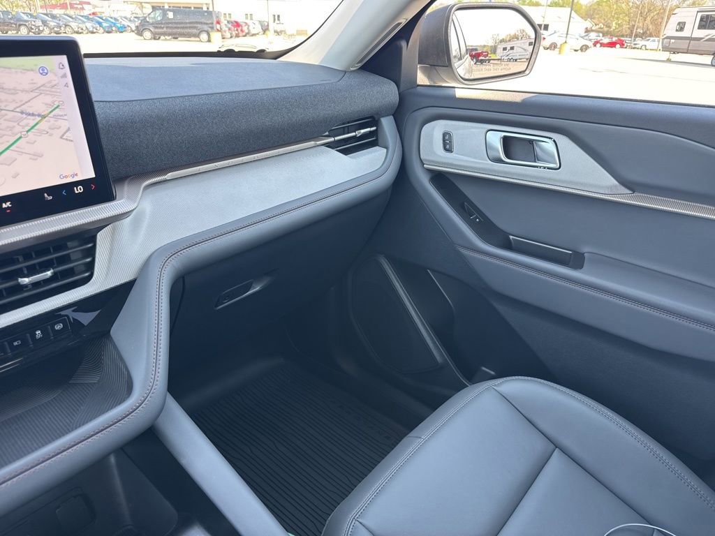 New 2026 Ford Explorer Active w/ Active Comfort Package image 36