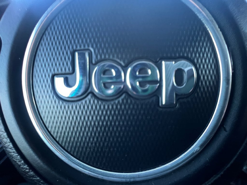 Used 2020 Jeep Wrangler Unlimited Rubicon AWD/4WD image 5