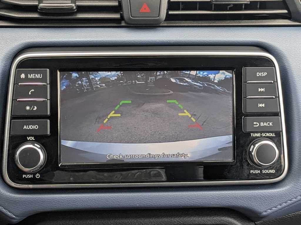 Used 2025 Nissan Versa SV FWD image 20