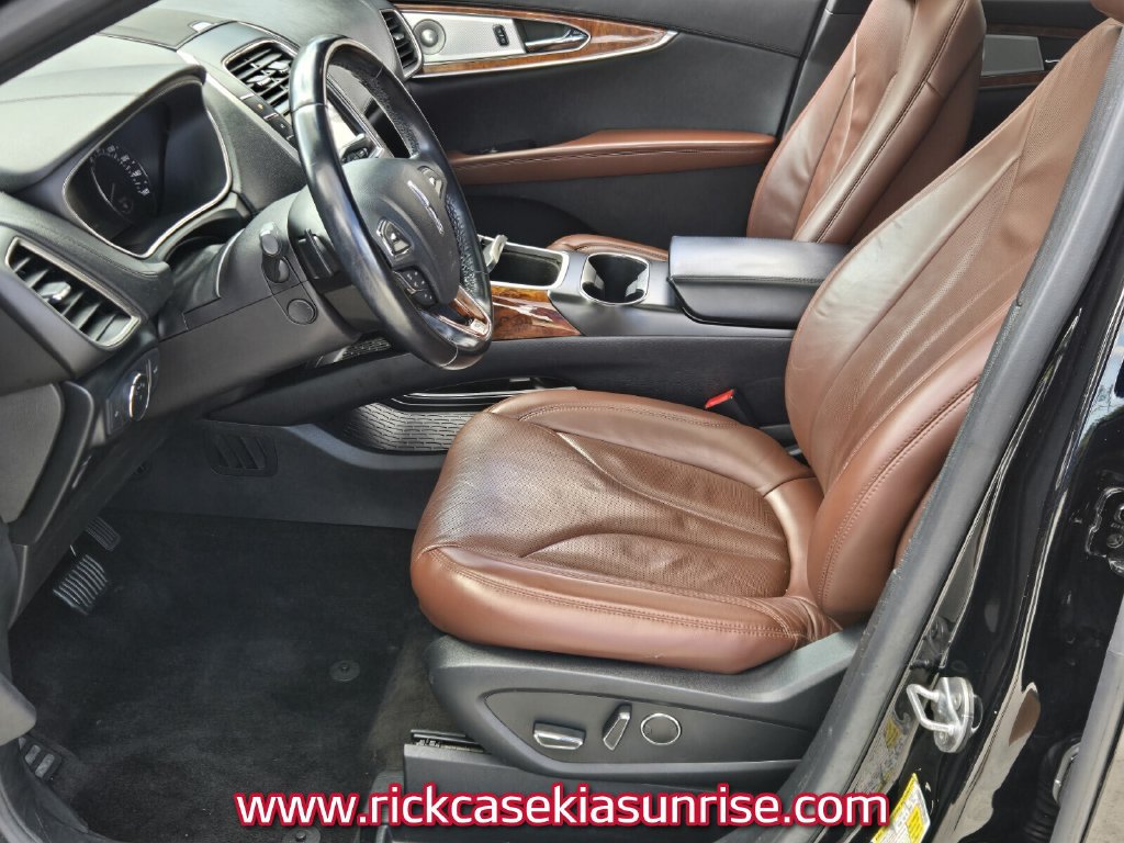 Used 2018 Lincoln MKX Reserve w/ Luxury Package FWD image 10