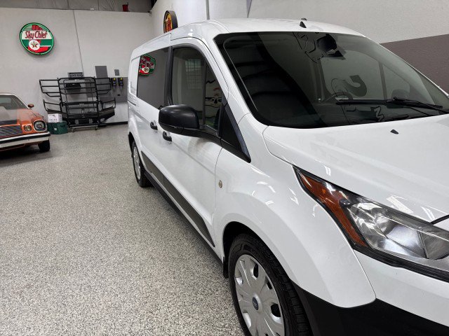 Used 2021 Ford Transit Connect XL image 34