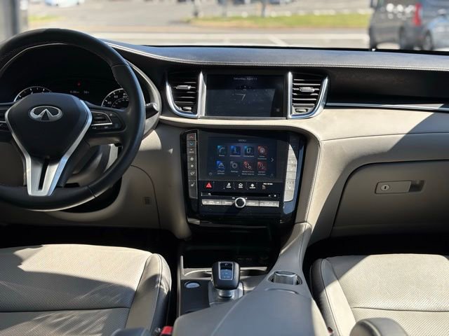 Used 2023 INFINITI QX50 Luxe image 32