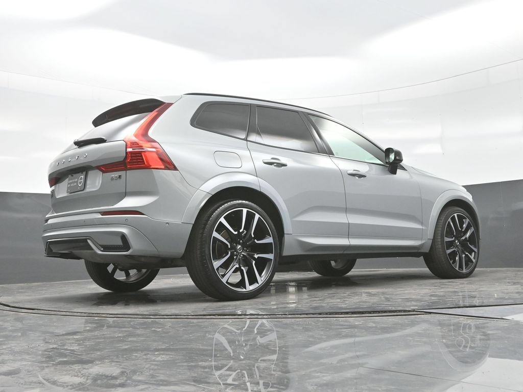 Used 2024 Volvo XC60 B5 Ultimate w/ Protection Package Premier AWD/4WD image 30