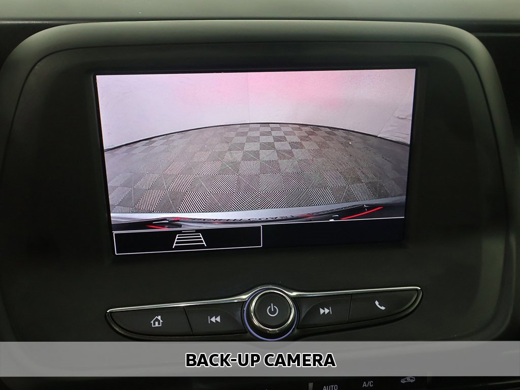 Used 2023 Chevrolet Camaro LT image 3