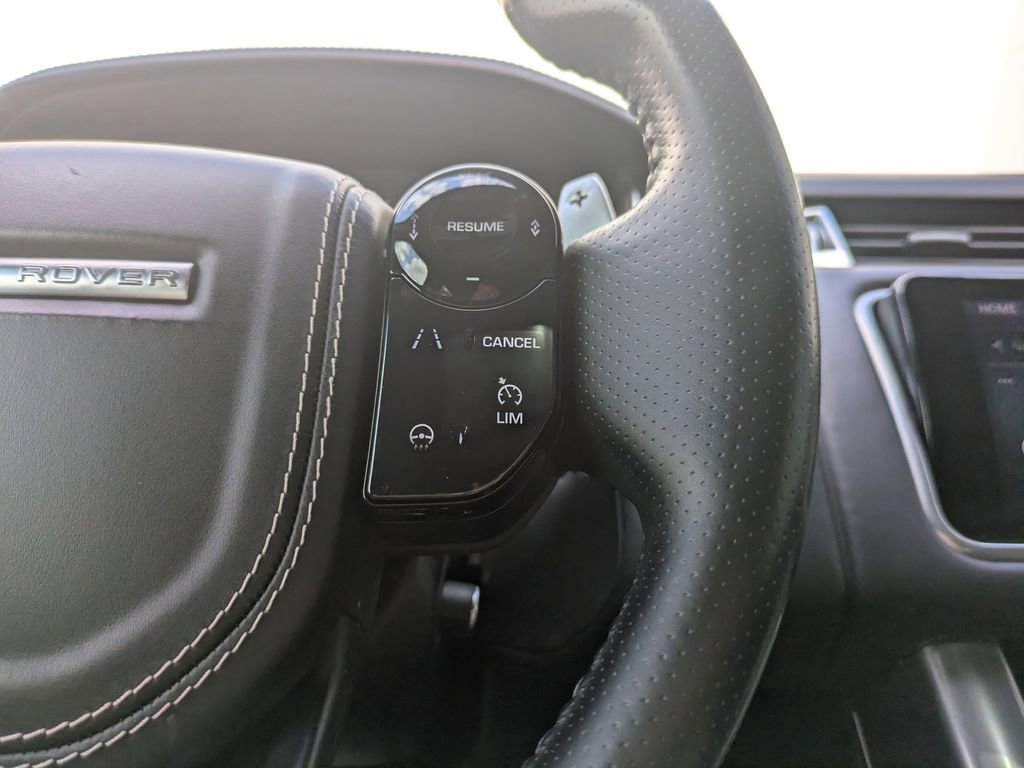 Used 2020 Land Rover Range Rover Sport SVR image 16
