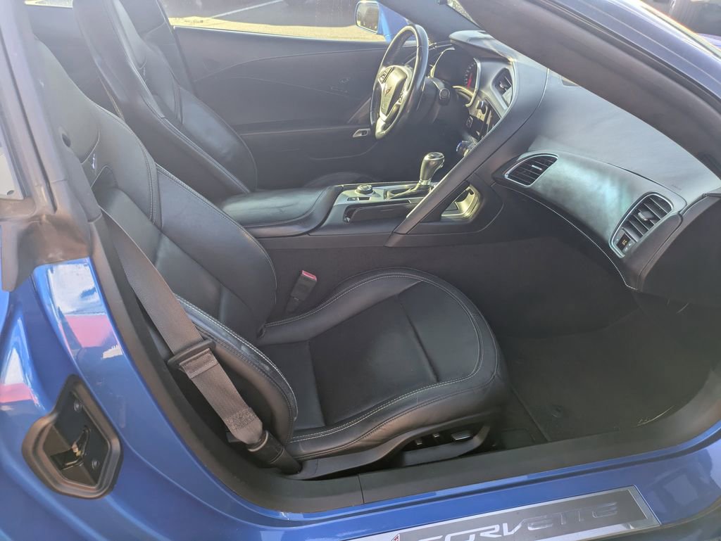 Used 2015 Chevrolet Corvette Stingray Coupe w/ 3LT Preferred Equipment Group image 15