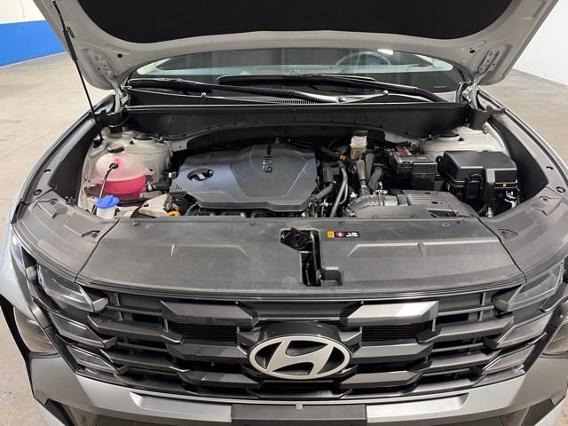 Used 2025 Hyundai Tucson SEL FWD image 9