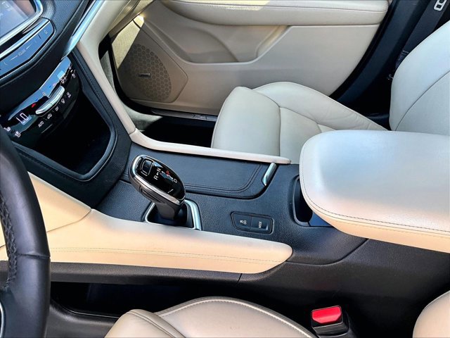 Used 2018 Cadillac XT5 Premium Luxury w/ Advanced Security Package image 15