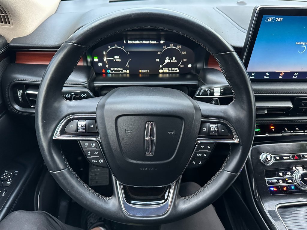 Used 2022 Lincoln Nautilus Reserve w/ Equipment Group 201A image 2