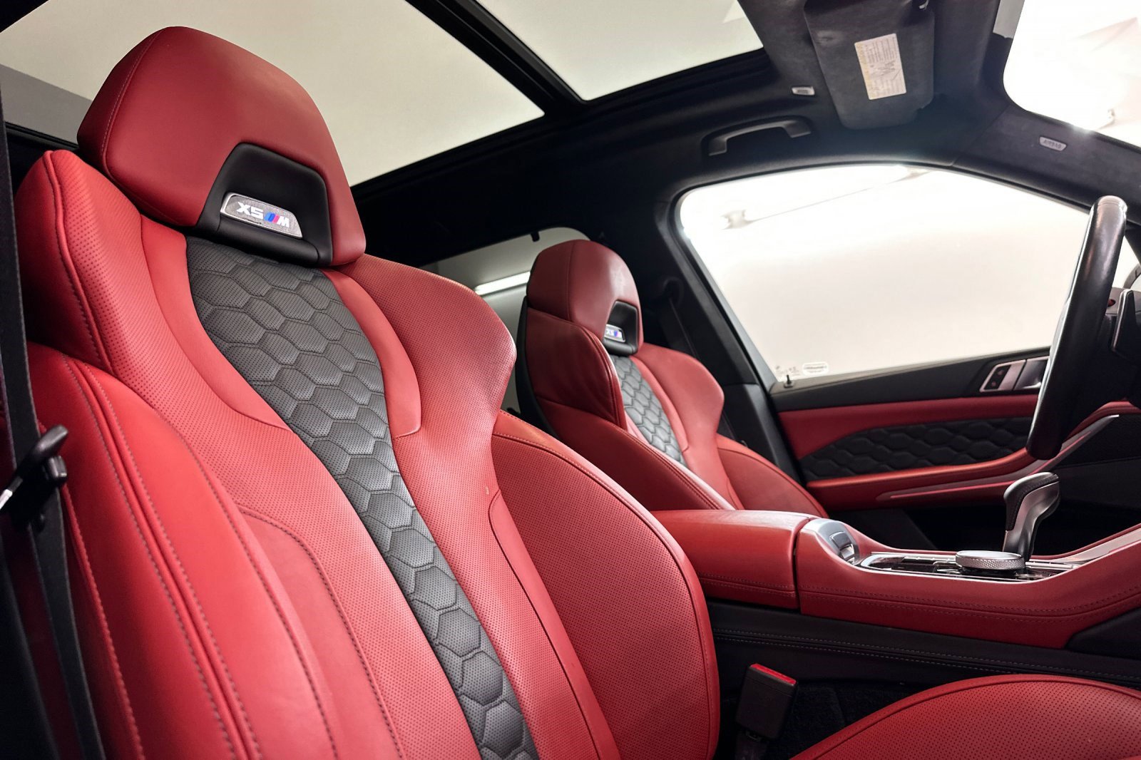 Used 2022 BMW X5 M w/ Competition Package 2 image 32