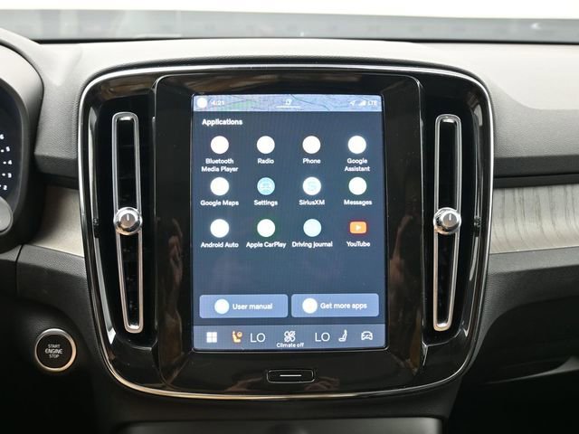 Used 2023 Volvo XC40 B4 Plus w/ Driver Assist Package FWD image 19