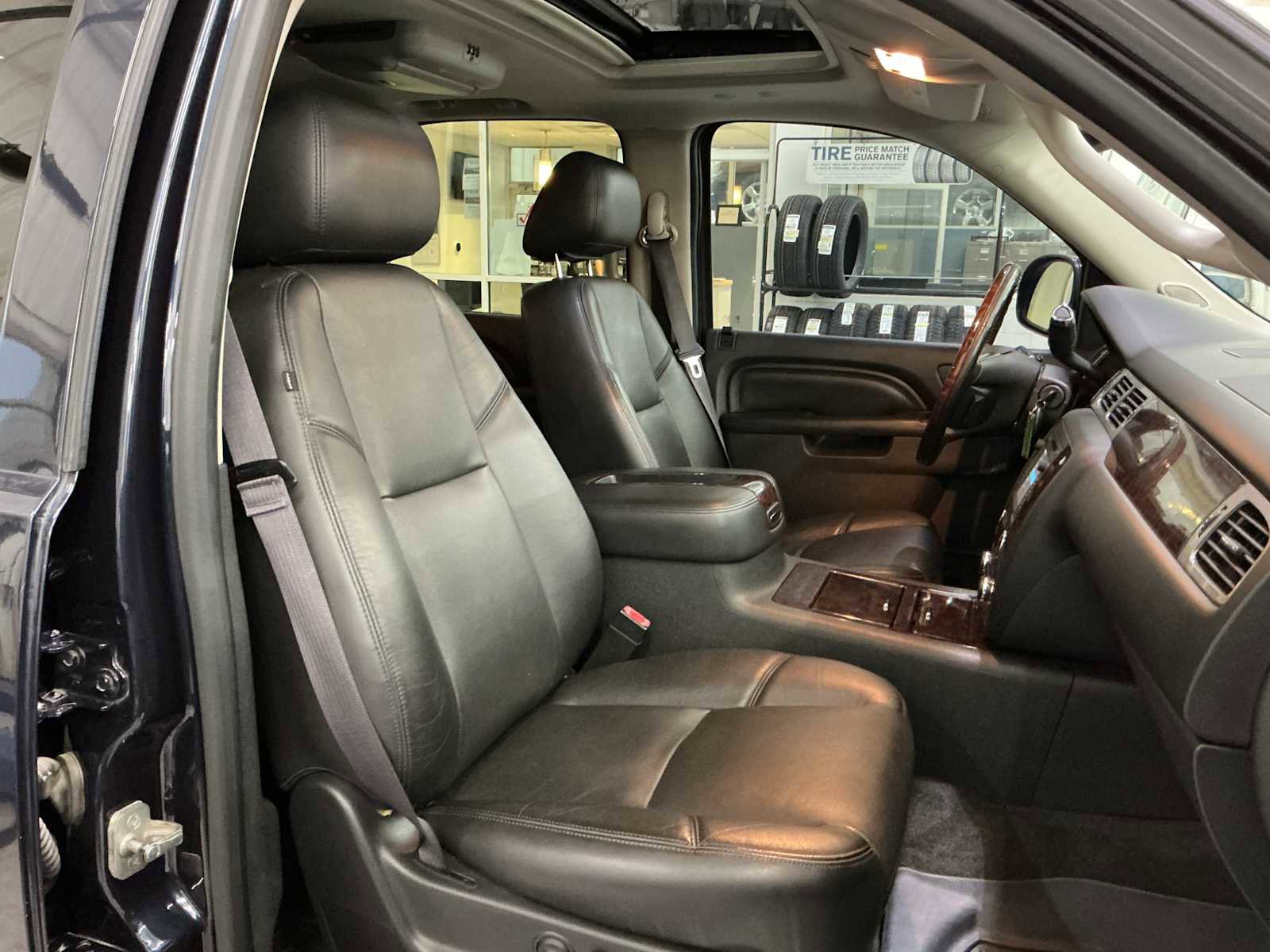 Used 2013 GMC Yukon Denali image 28