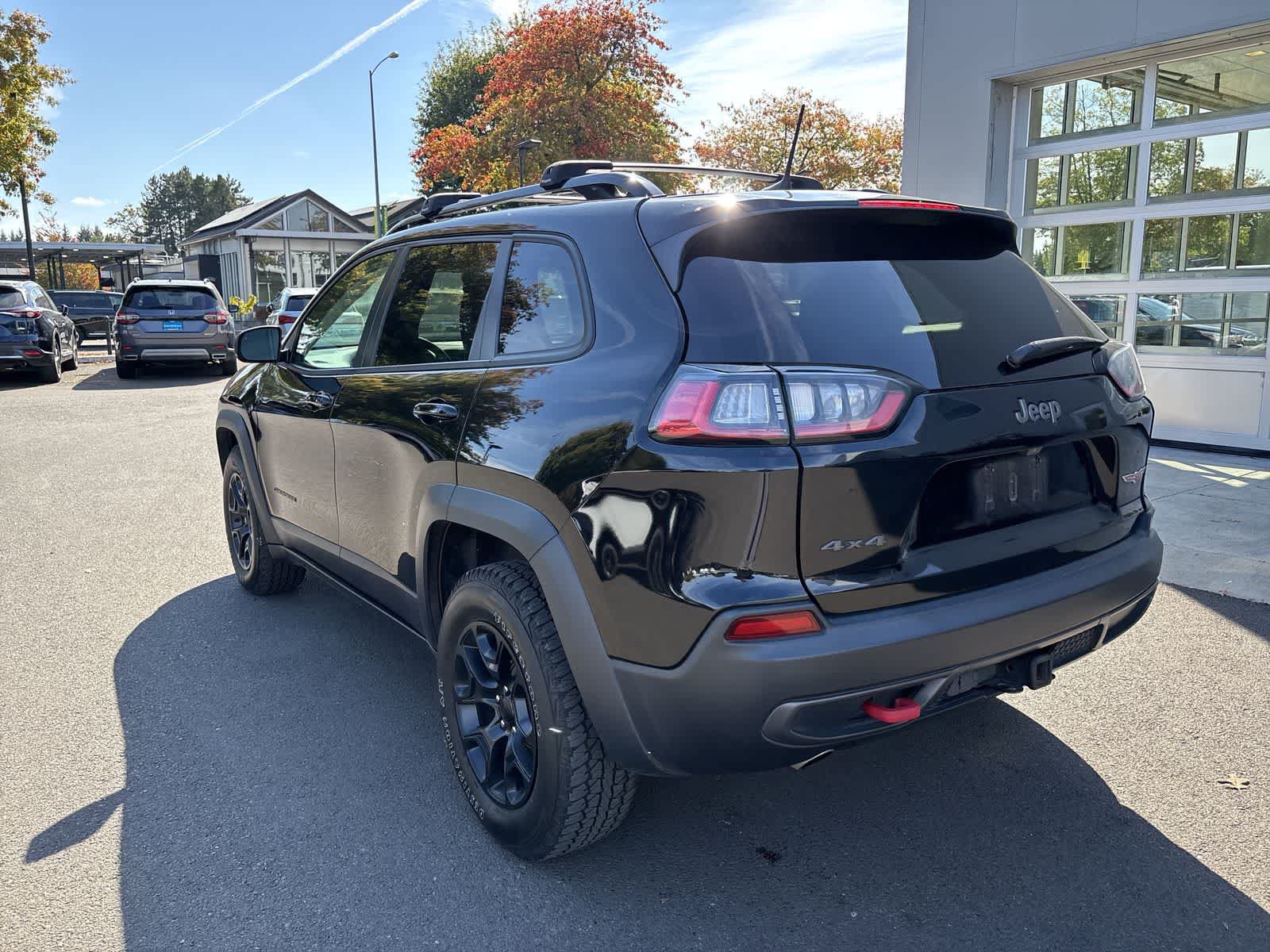 Used 2022 Jeep Cherokee Trailhawk w/ Sound & Nav Group AWD/4WD image 3