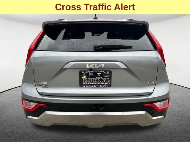 Used 2024 Kia Niro EX Touring image 12