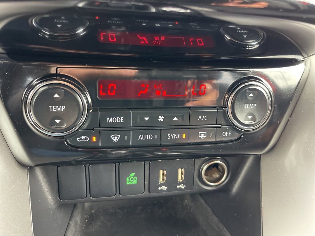 Used 2025 Mitsubishi Eclipse Cross SE image 12