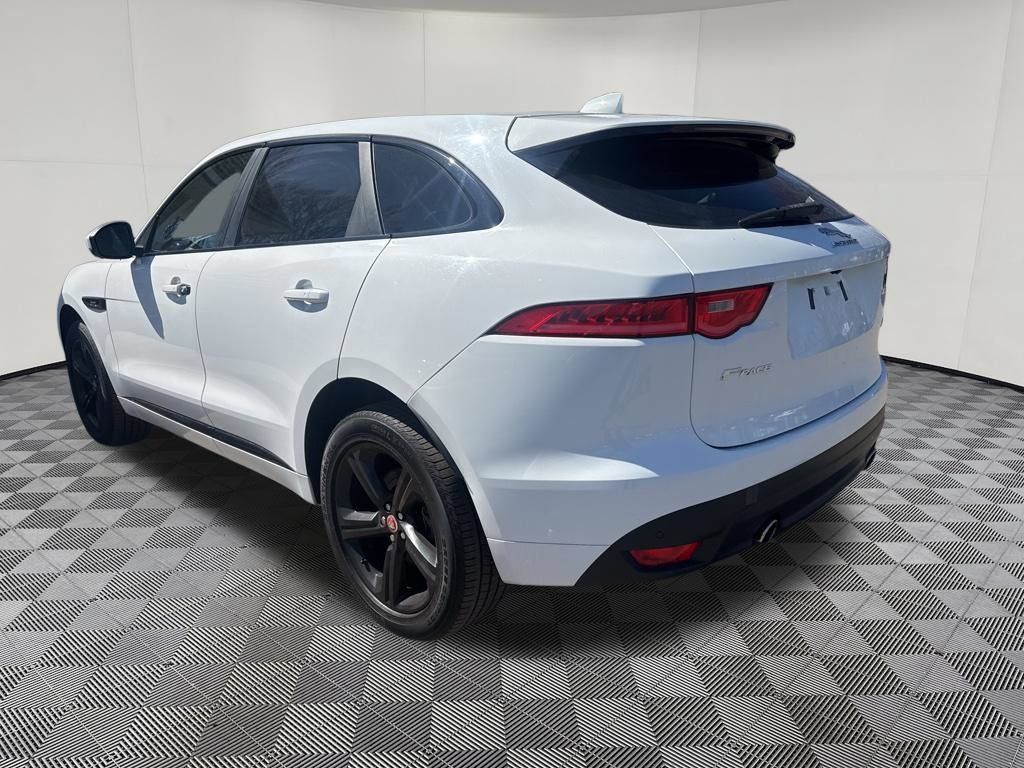 Used 2017 Jaguar F-PACE R-Sport AWD/4WD image 16