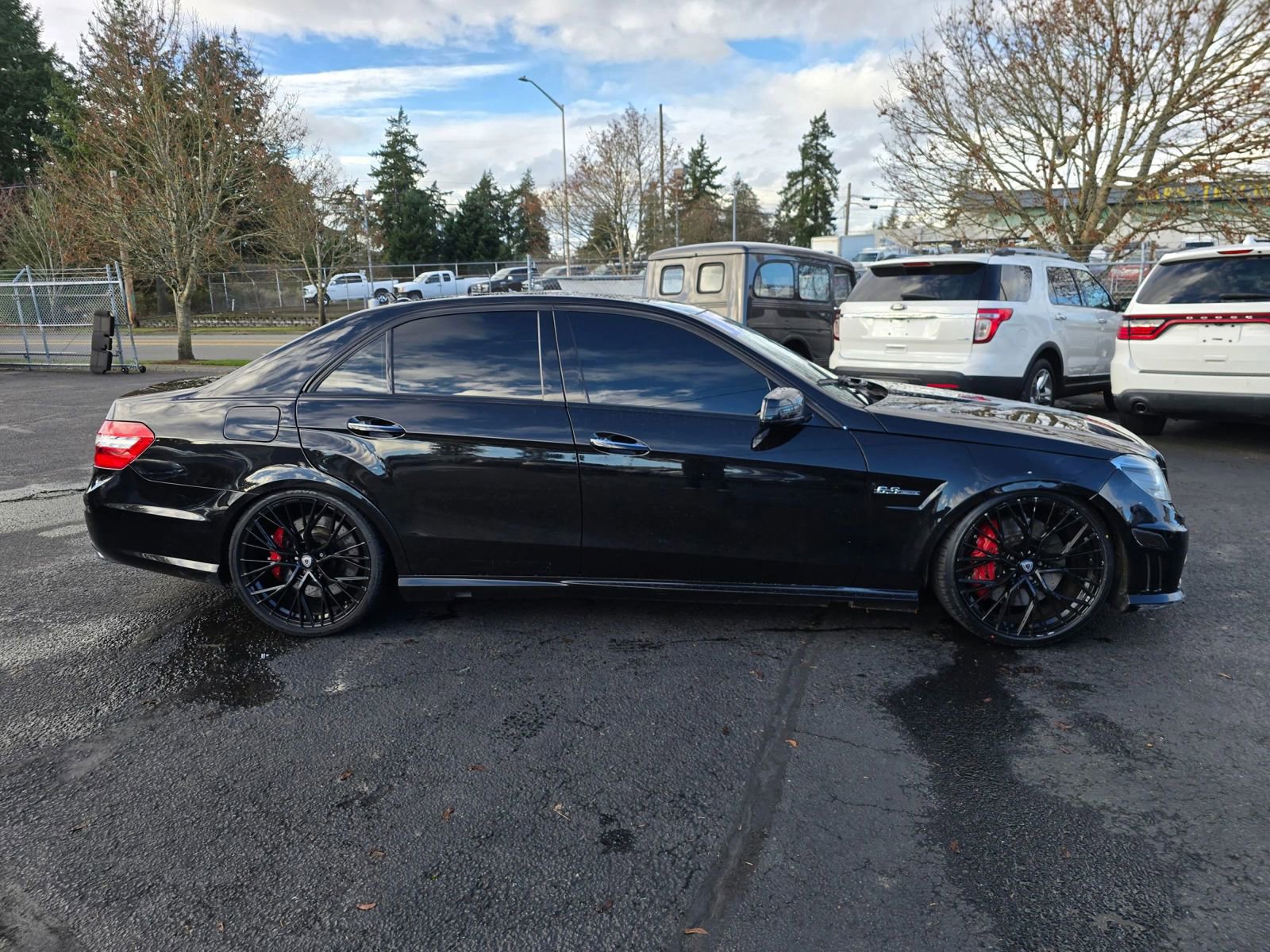 Used 2011 Mercedes-Benz E 63 AMG Sedan image 6