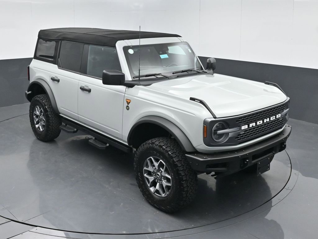 Used 2021 Ford Bronco Badlands image 39