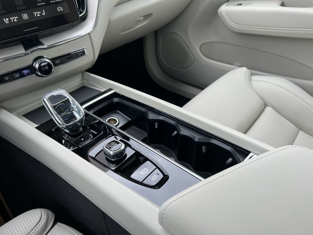 New 2027 Volvo XC60 B5 Ultra AWD/4WD image 20