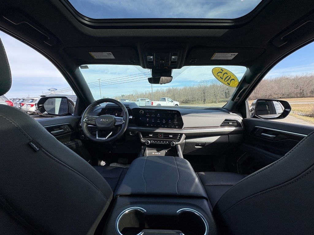 Used 2025 Chevrolet Tahoe Z71 w/ Z71 Off-Road Package image 26